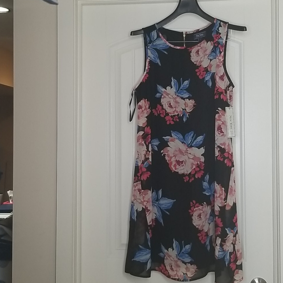 NYCC Floral Chiffon Dress 10 - Picture 2 of 8